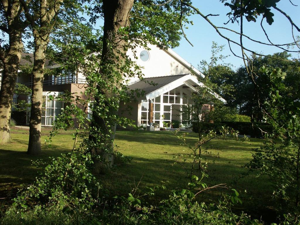 Landhotel De Ijsvogel Sint Nicolaasga Eksteriør bilde